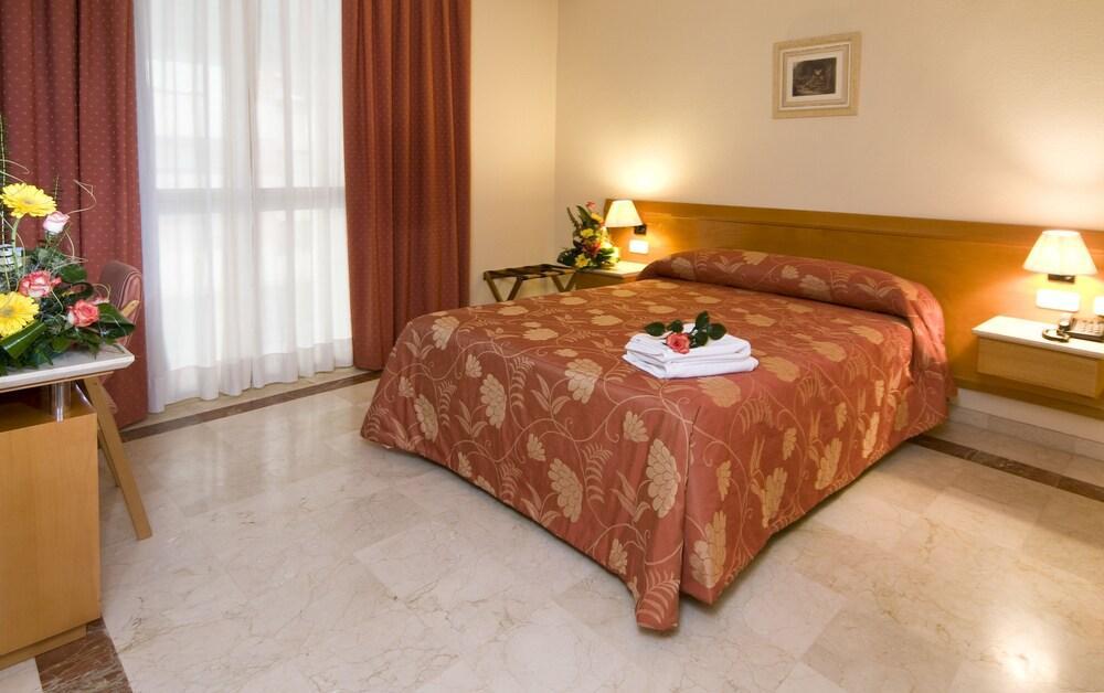 Hotel Central Caravaca カラバカ・デ・ラ・クルス エクステリア 写真