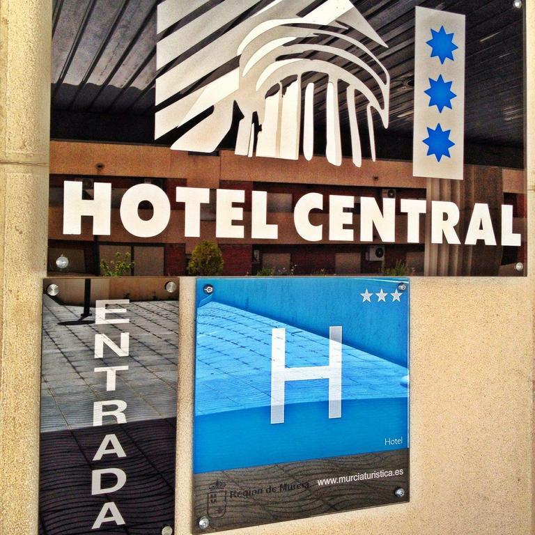 Hotel Central Caravaca カラバカ・デ・ラ・クルス エクステリア 写真